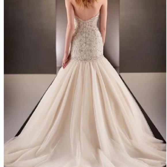 Wedding Dress - Picture 2 of 2